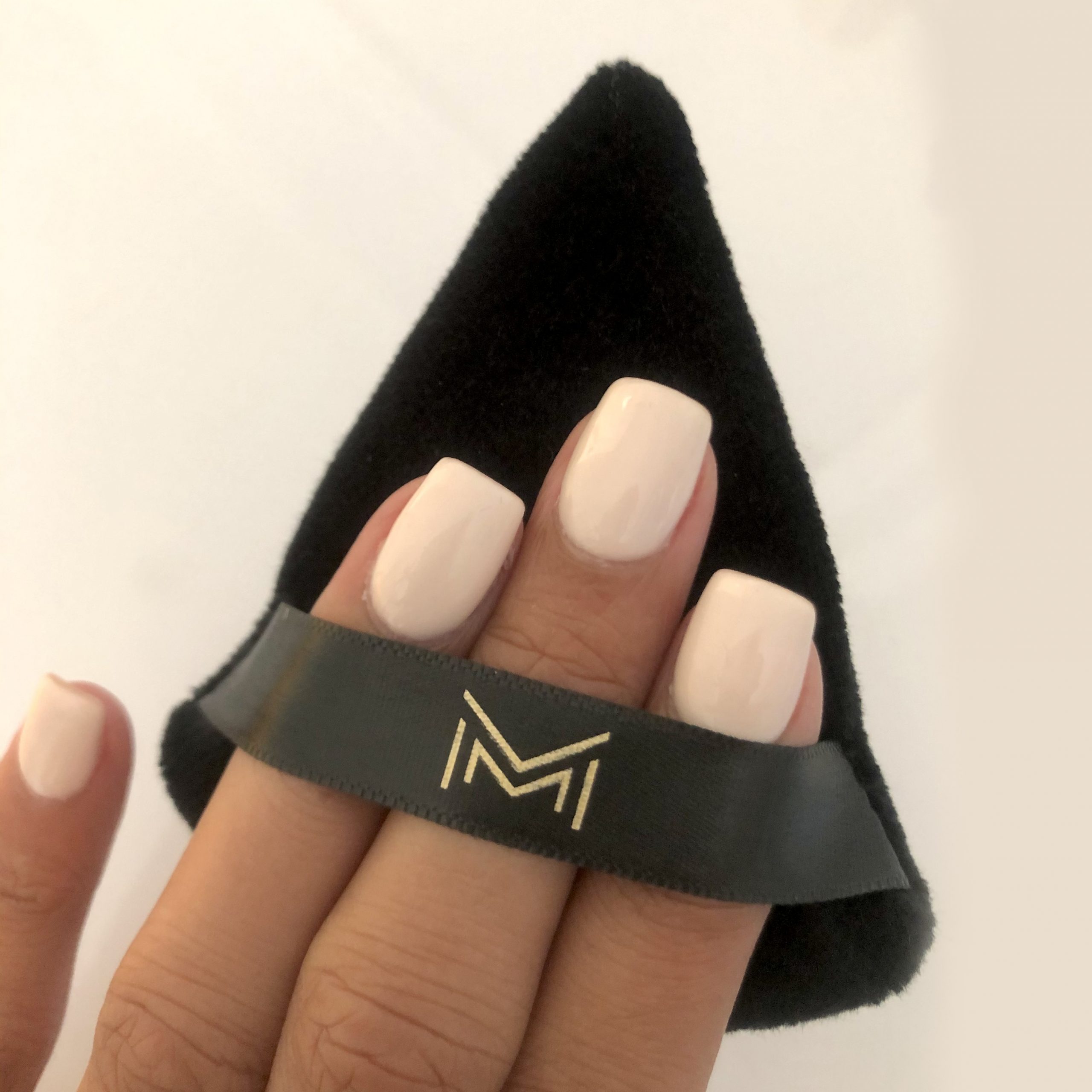 Triangular Powder Puff